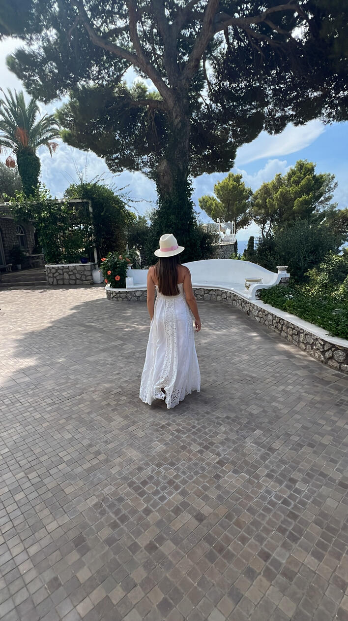 esterno la canostra capri